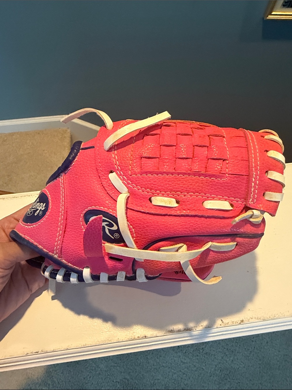 Rawlings Pink Youth Baseball Glove